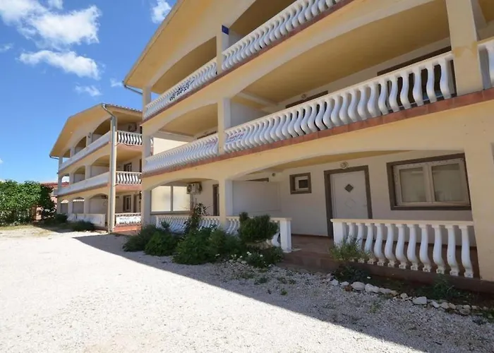 Appartement Lanterna 100 Meters From The Sea - By Ta Leut Agency *