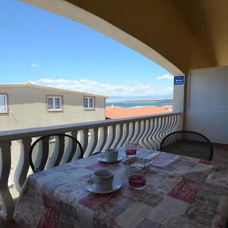 Apartment Lanterna 100 Meters From The Sea - By Ta Leut Agency Vir